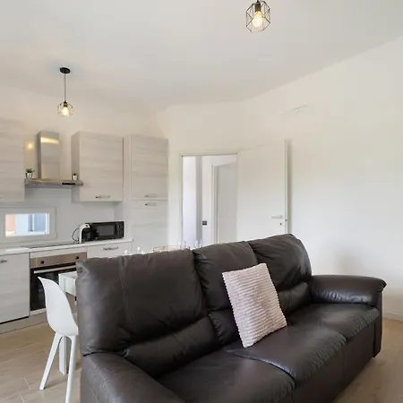 Holiday home Lilia Arona