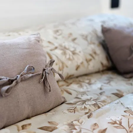 Lilia Holiday home Arona