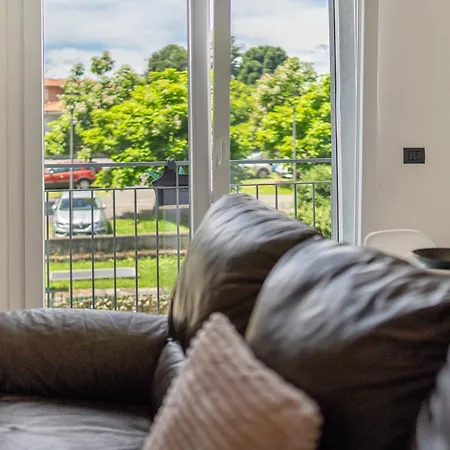 Lilia Holiday home Arona